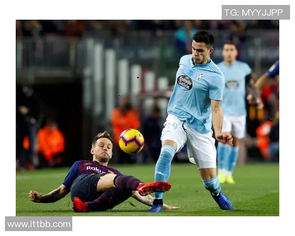 维拉利尔主场大胜赫塔费,占据积分榜榜首位置